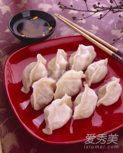 孕妇梦见吃饺子【孕妇梦中美味：吃饺子的幸福时光】